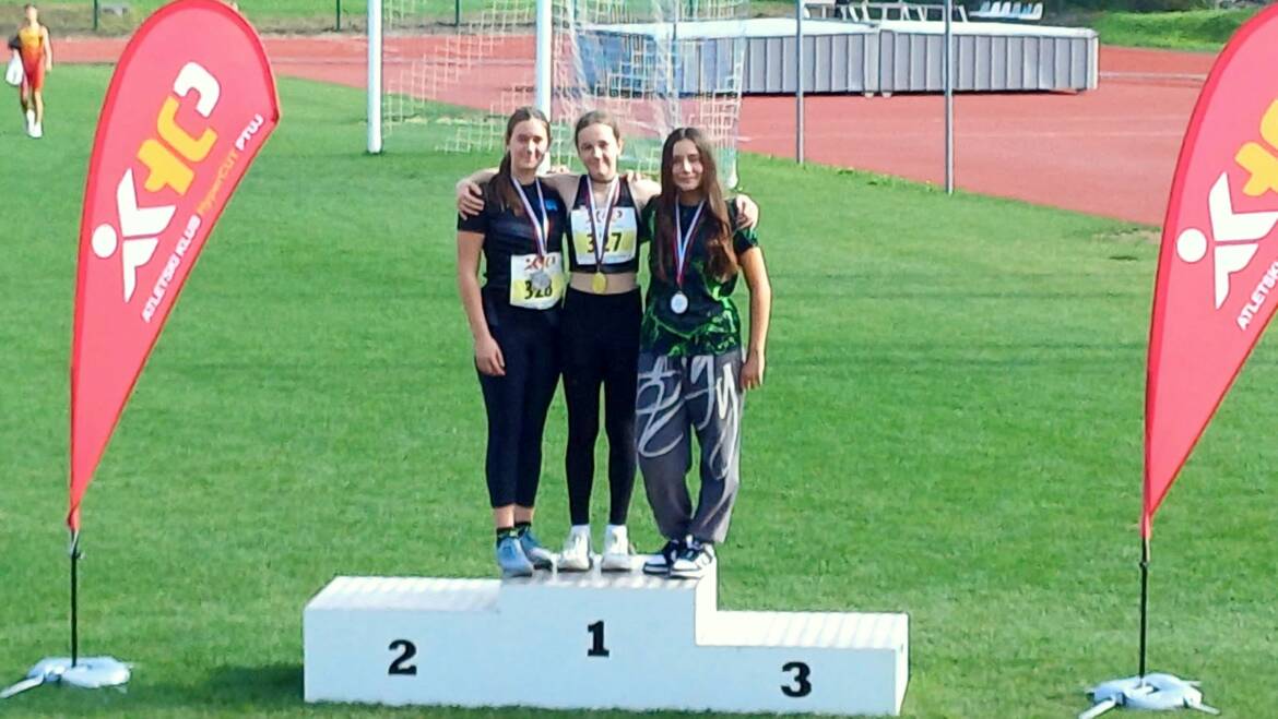 MLADI SAVINJČANI ZELO USPEŠNI NA PRVENSTVU SLOVENIJE V ATLETIKI – BRON ZA AJDO STROPNIK