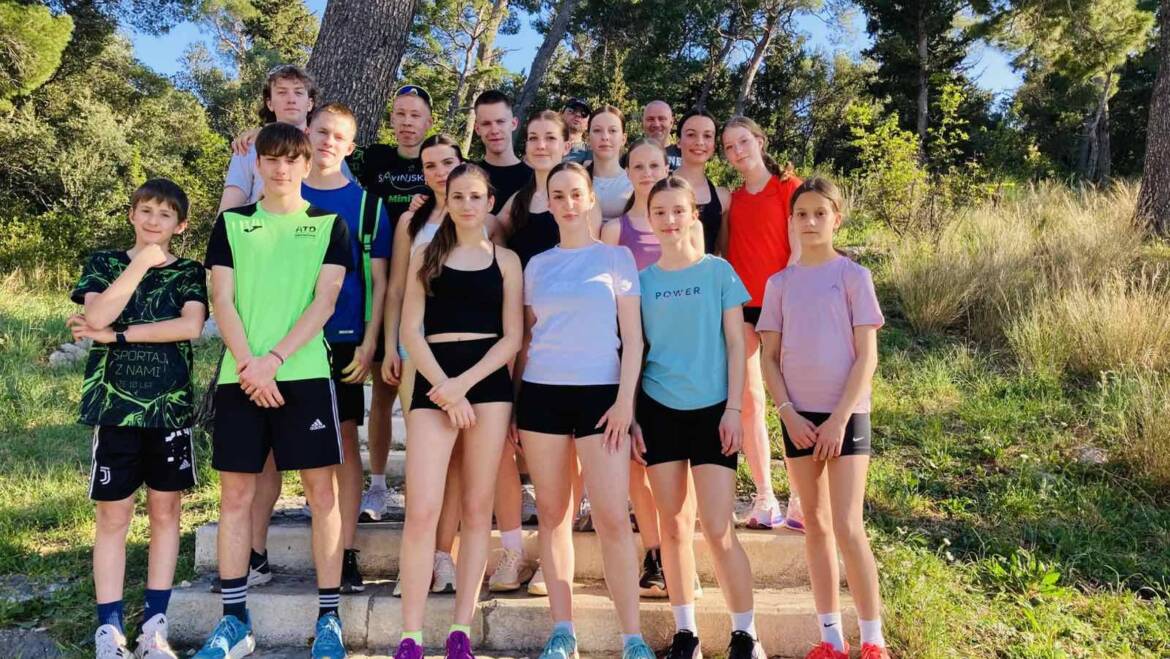 ATD SAVINJČAN NA PRIPRAVAH V MAKARSKI